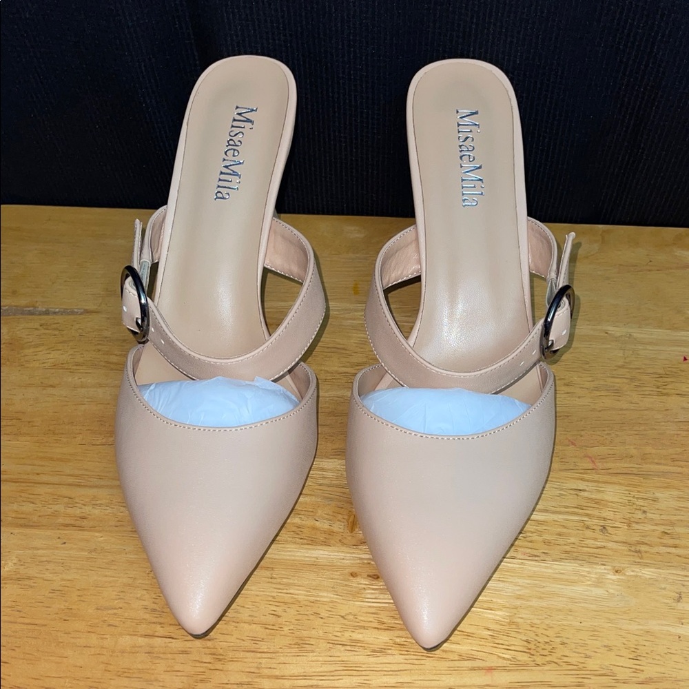 Women's Cream Heels